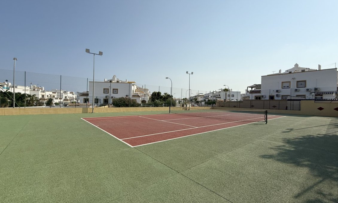 Wiederverkauf - Villa -
Orihuela Costa - Costa Blanca