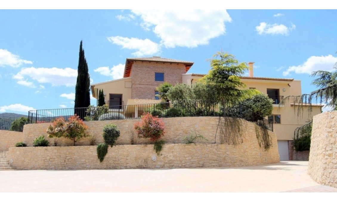 Resale - Villa -
Penaguila - Inland