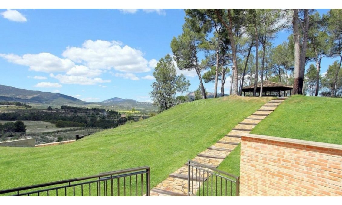 Resale - Villa -
Penaguila - Inland