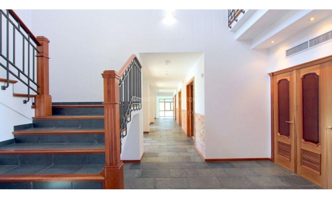 Resale - Villa -
Penaguila - Inland