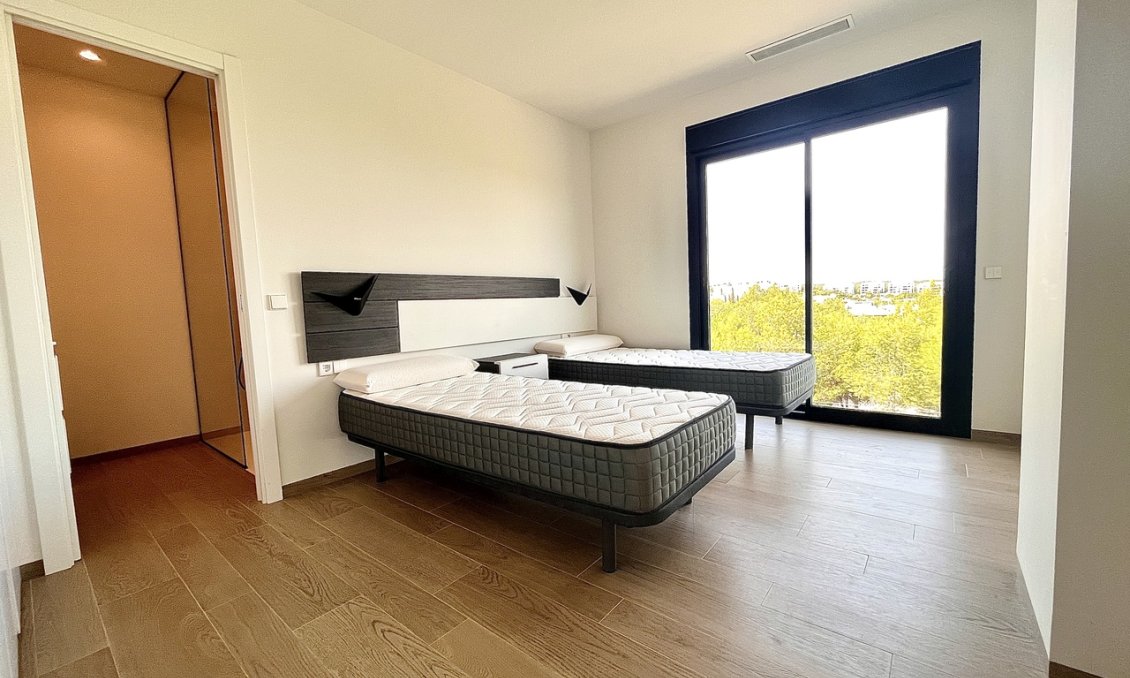 Resale - Apartment -
Las Colinas Golf - Costa Blanca