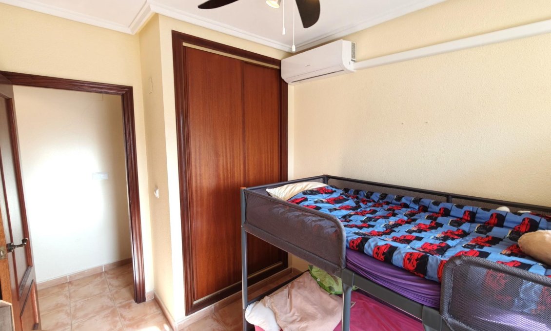 Resale - Apartment -
Torrevieja - Playa del Cura