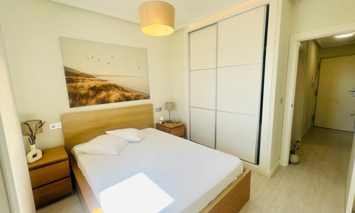 Resale - Apartment -
Torrevieja - Nueva Torrevieja