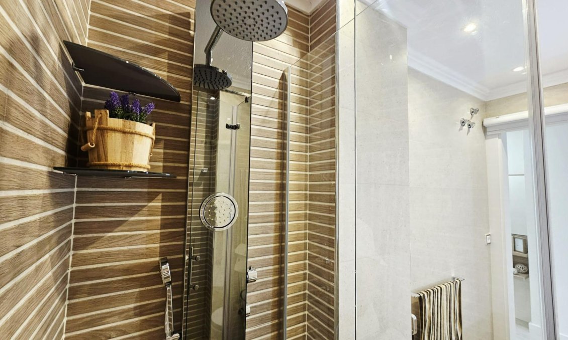 Resale - Apartment -
Torrevieja - Nueva Torrevieja