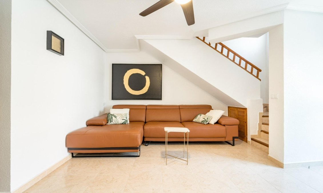 Resale - Duplex -
Torrevieja - Playa De Los Naufragos