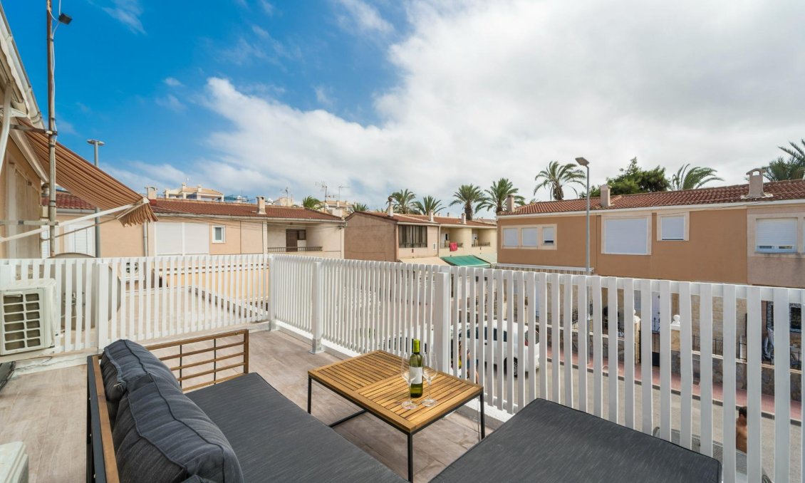 Resale - Duplex -
Torrevieja - Playa De Los Naufragos