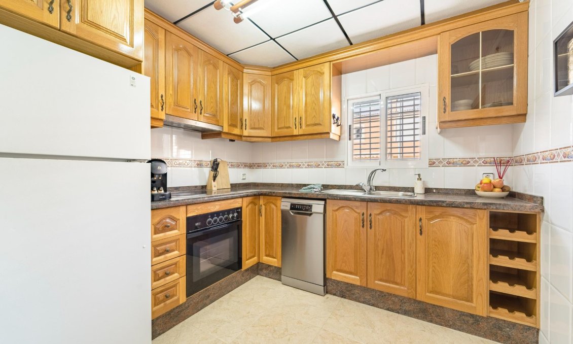 Resale - Duplex -
Torrevieja - Playa De Los Naufragos