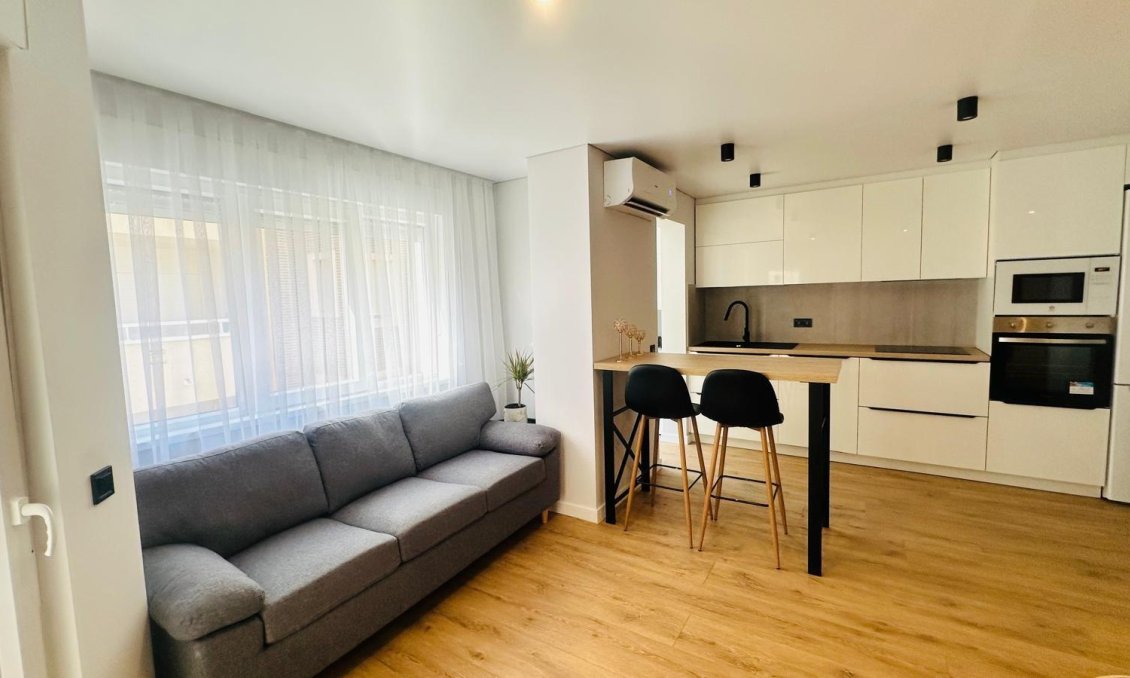 Wiederverkauf - Wohnung -
Torrevieja - Playa del Cura