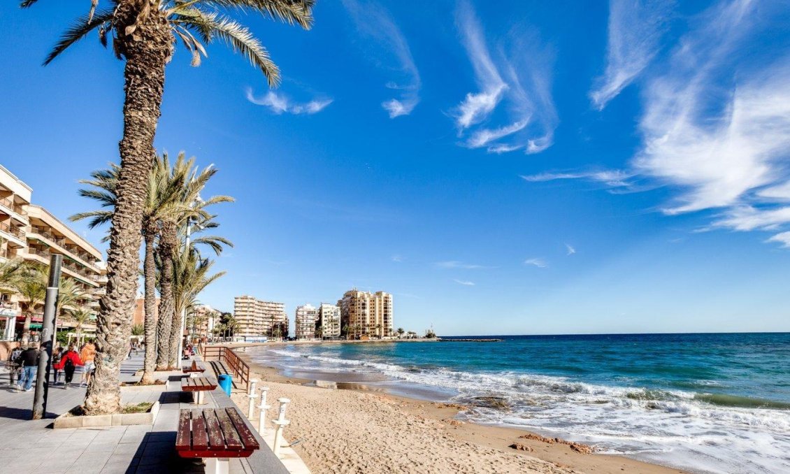 Wiederverkauf - Wohnung -
Torrevieja - Playa del Cura