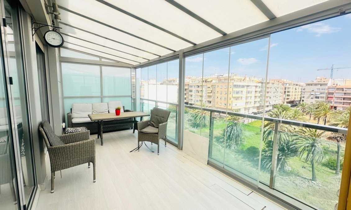 Resale - Penthouse -
Torrevieja - Playa del Cura