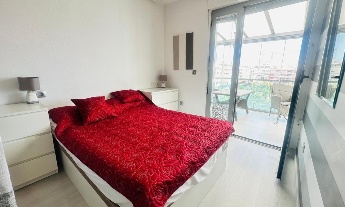 Resale - Penthouse -
Torrevieja - Playa del Cura