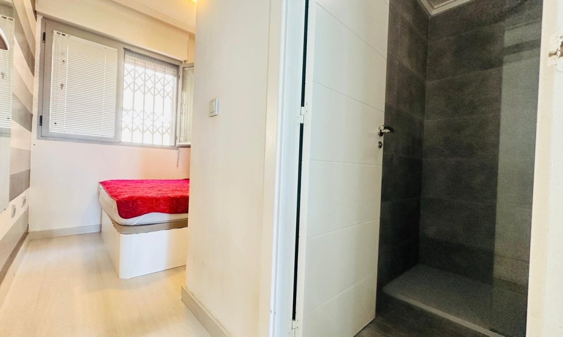 Resale - Penthouse -
Torrevieja - Playa del Cura