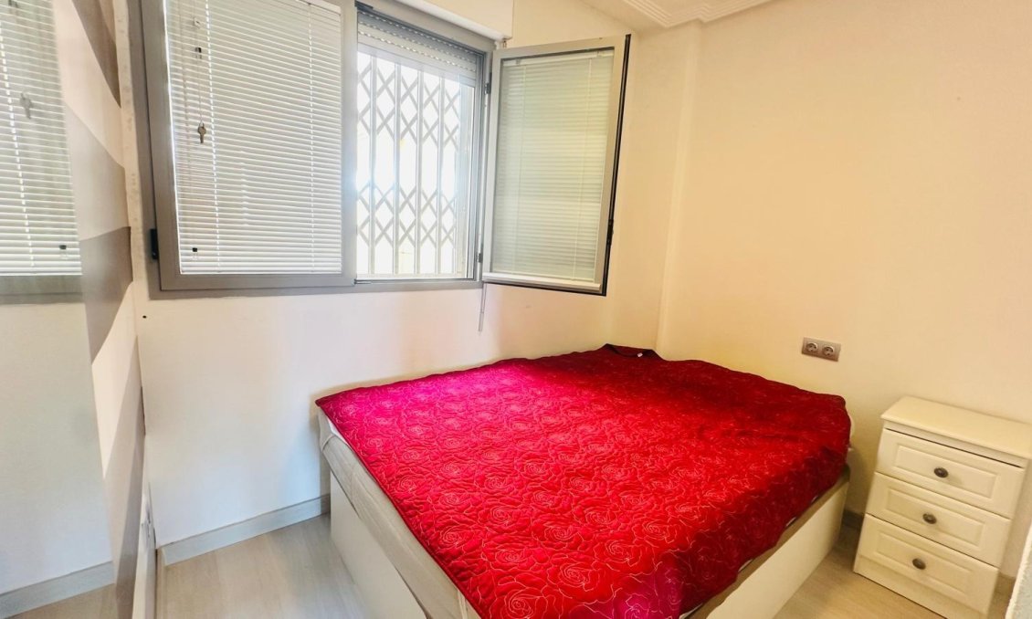 Resale - Penthouse -
Torrevieja - Playa del Cura