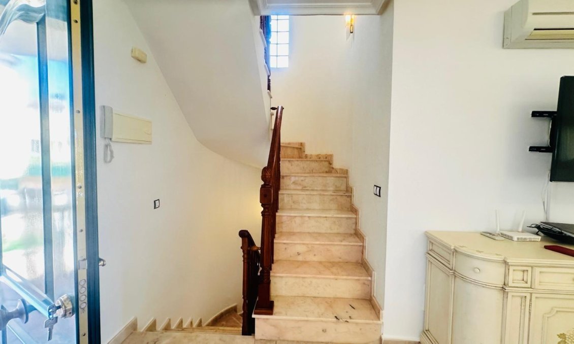 Resale - Villa -
Orihuela Costa - PAU 8