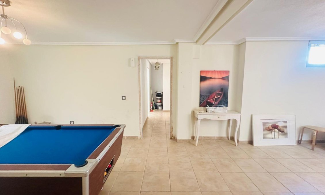 Resale - Villa -
Orihuela Costa - PAU 8