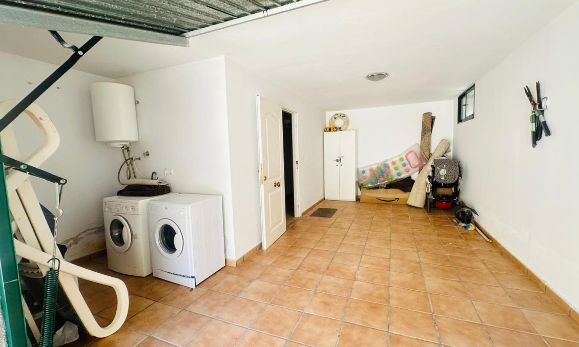 Resale - Villa -
Orihuela Costa - PAU 8