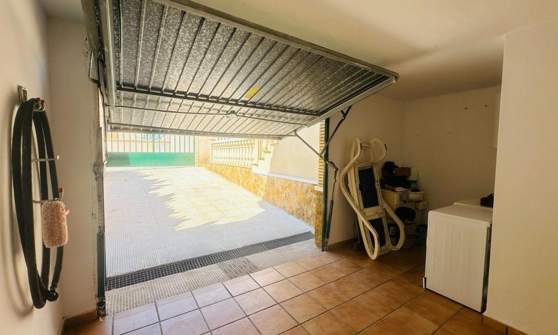 Resale - Villa -
Orihuela Costa - PAU 8