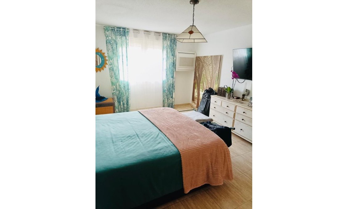 Resale - Duplex -
Torrevieja - Acequion