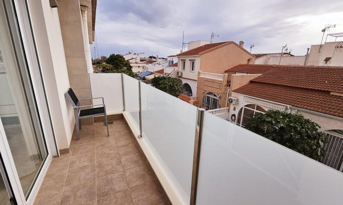 Resale - Duplex -
Torrevieja - La Siesta