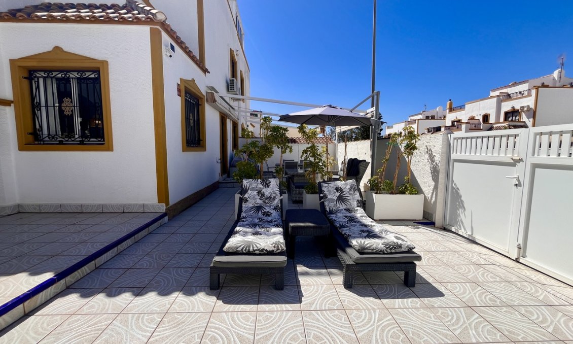 Resale - Town House -
San Miguel / Vistabella Golf - Inland