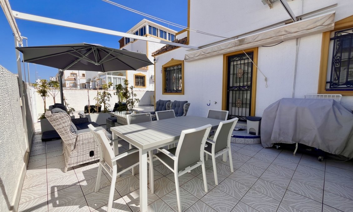 Resale - Town House -
San Miguel / Vistabella Golf - Inland