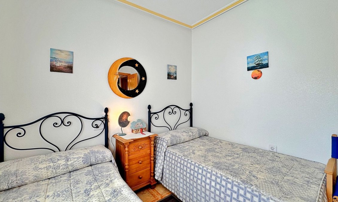 Segunda mano - Apartamento -
Orihuela Costa - Costa Blanca