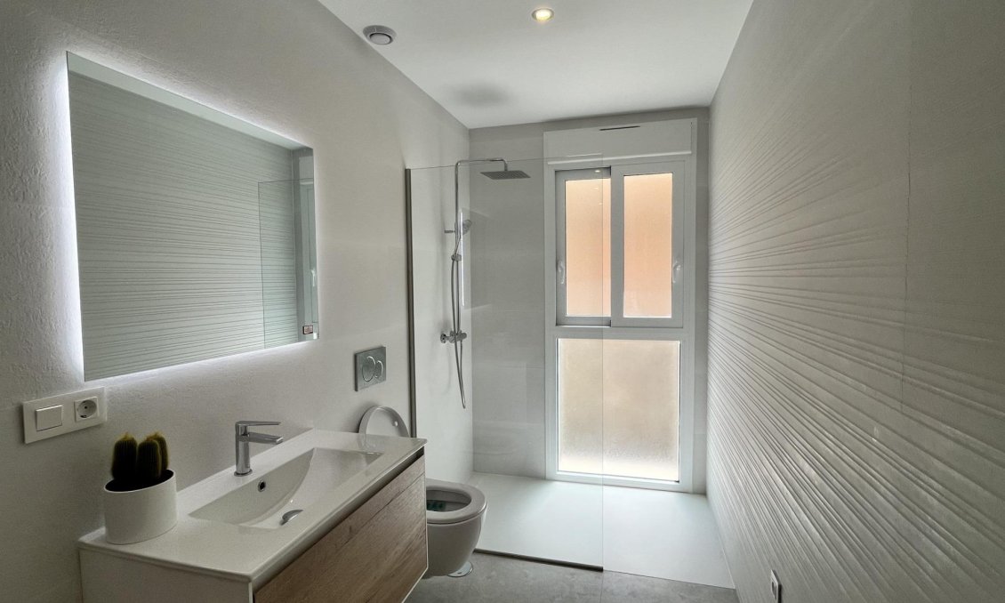 Resale - Apartment -
Torrevieja - Aguas Nuevas