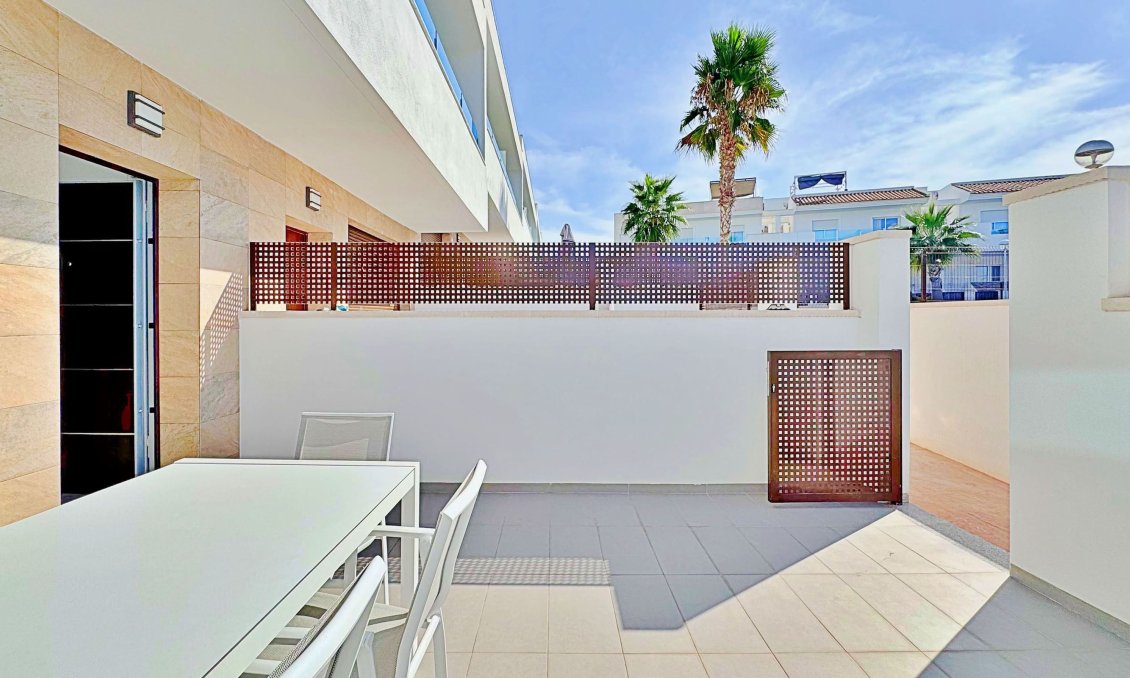 Wiederverkauf - Town House -
Torrevieja - Costa Blanca