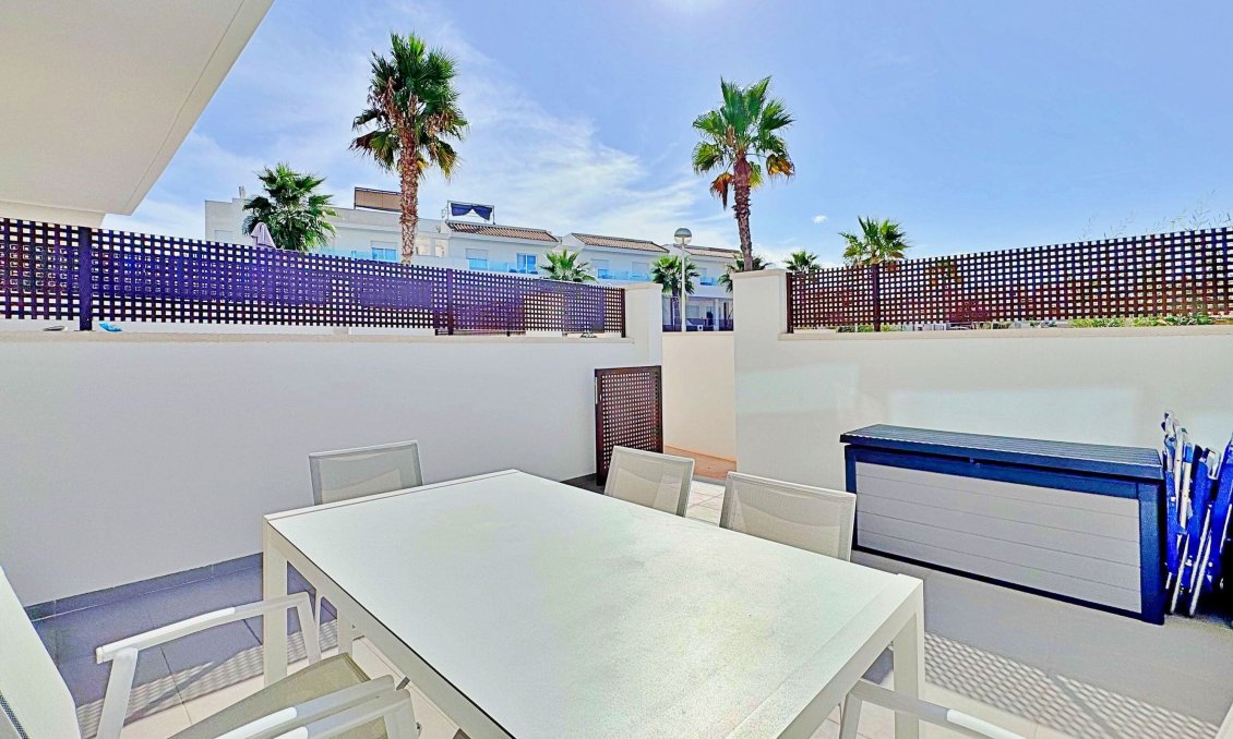 Wiederverkauf - Town House -
Torrevieja - Costa Blanca