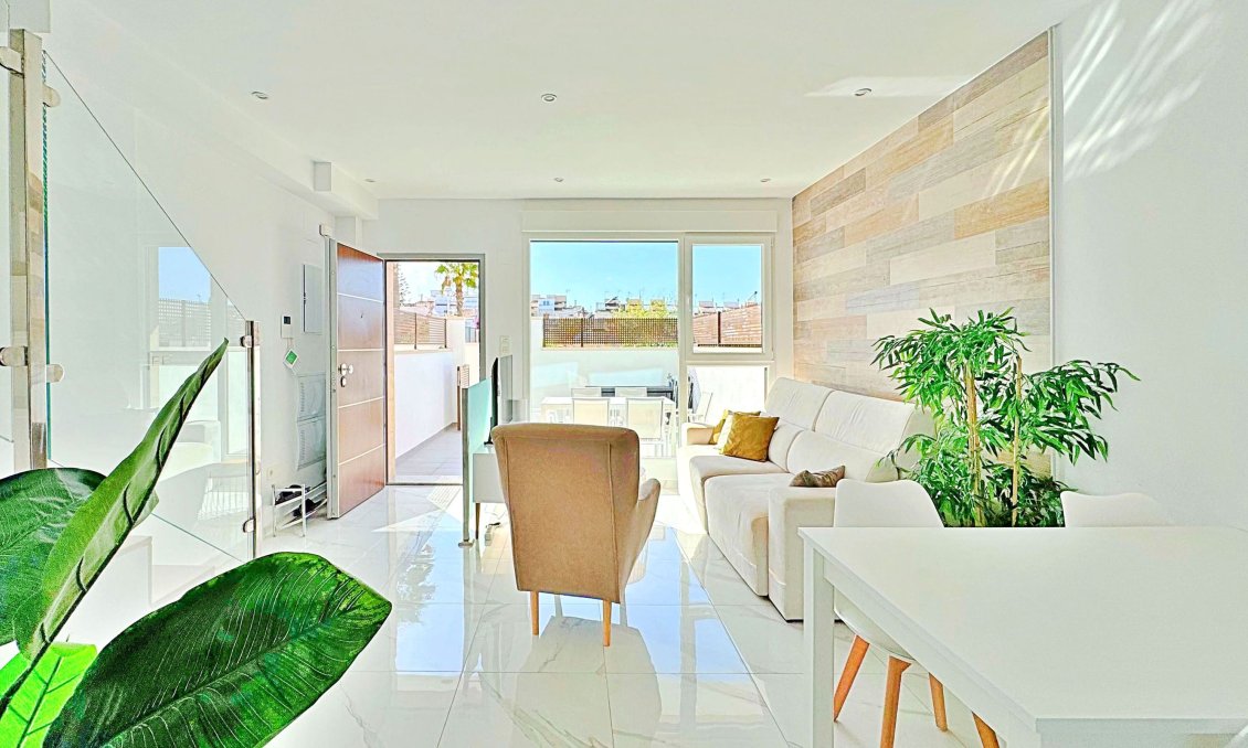 Wiederverkauf - Town House -
Torrevieja - Costa Blanca