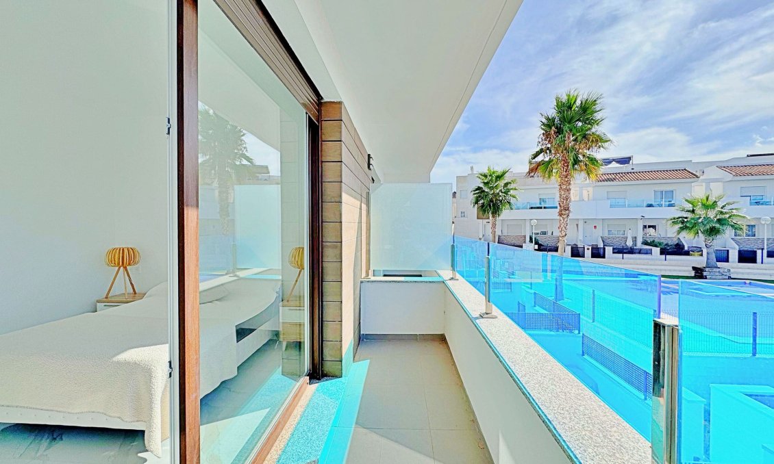 Wiederverkauf - Town House -
Torrevieja - Costa Blanca