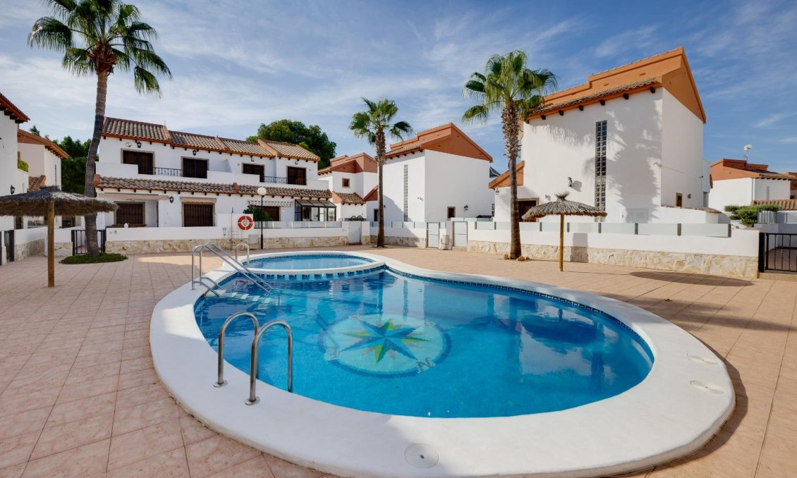 Resale - Villa -
Orihuela Costa - PAU 8