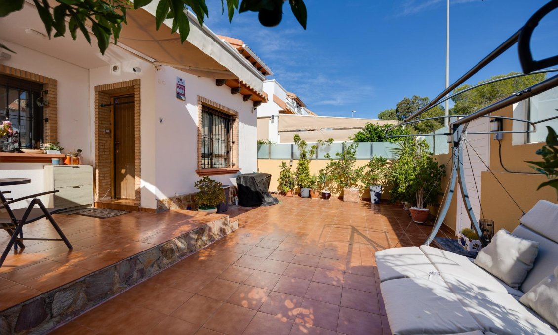Resale - Villa -
Orihuela Costa - PAU 8