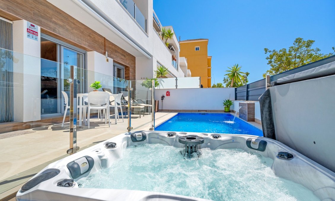 Resale - Town House -
Formentera del Segura - Costa Blanca