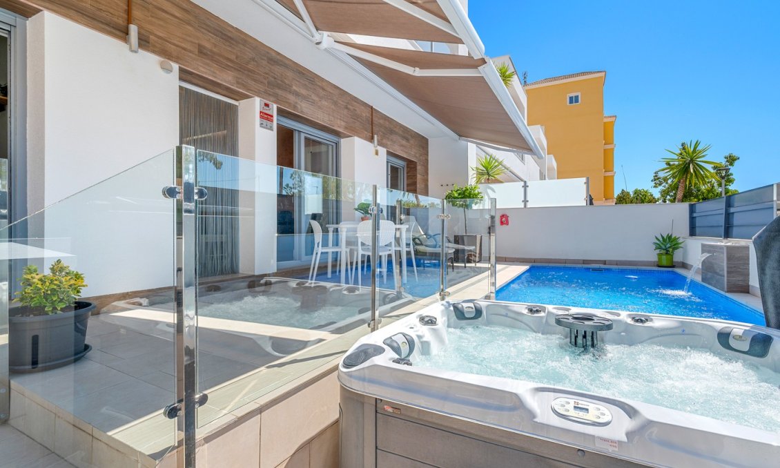Resale - Town House -
Formentera del Segura - Costa Blanca