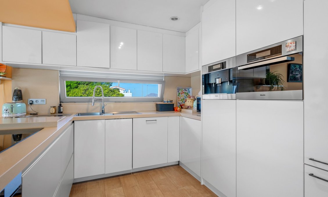 Wiederverkauf - Villa -
Benijofar - Costa Blanca