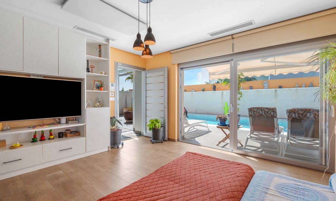 Wiederverkauf - Villa -
Benijofar - Costa Blanca