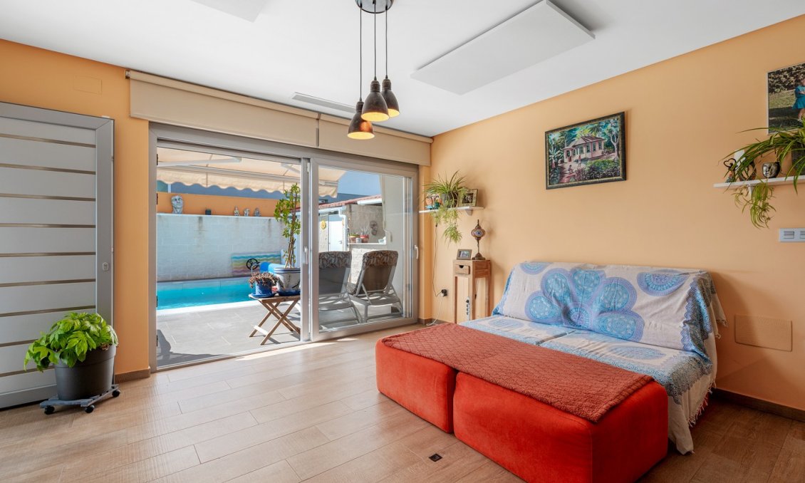 Wiederverkauf - Villa -
Benijofar - Costa Blanca