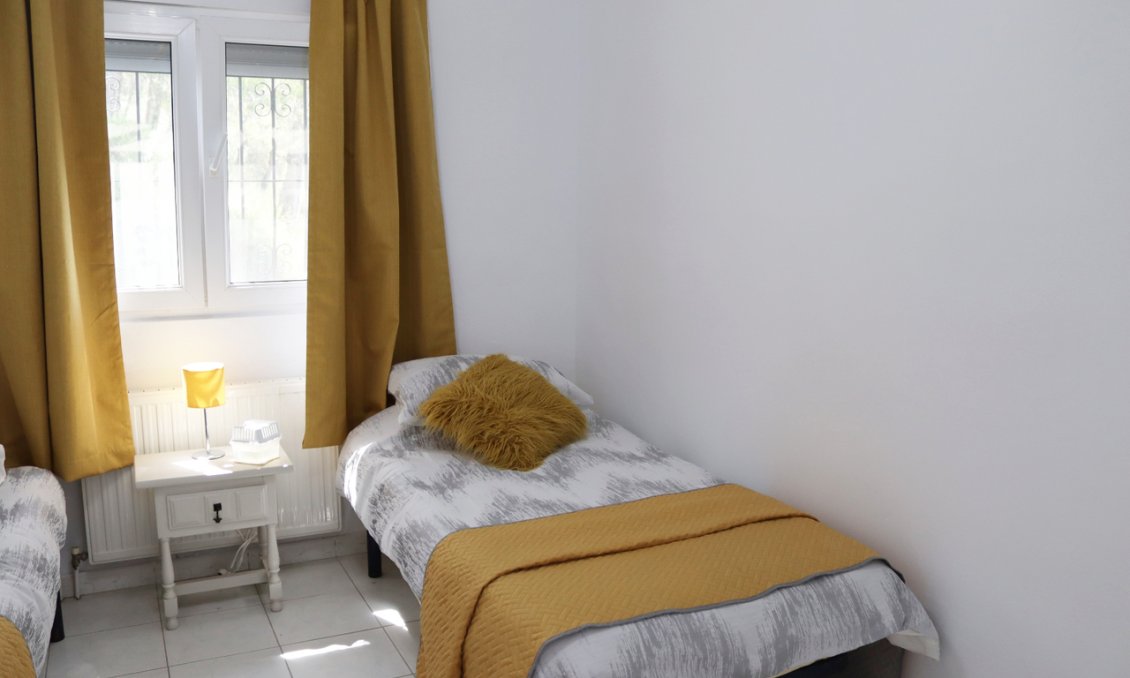 Resale - Villa -
Parcent - Inland