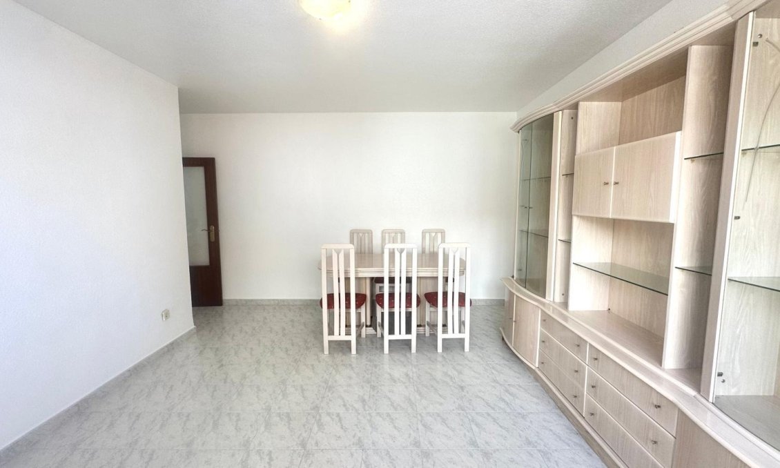 Resale - Apartment -
Torrevieja - Estacion De Autobuses