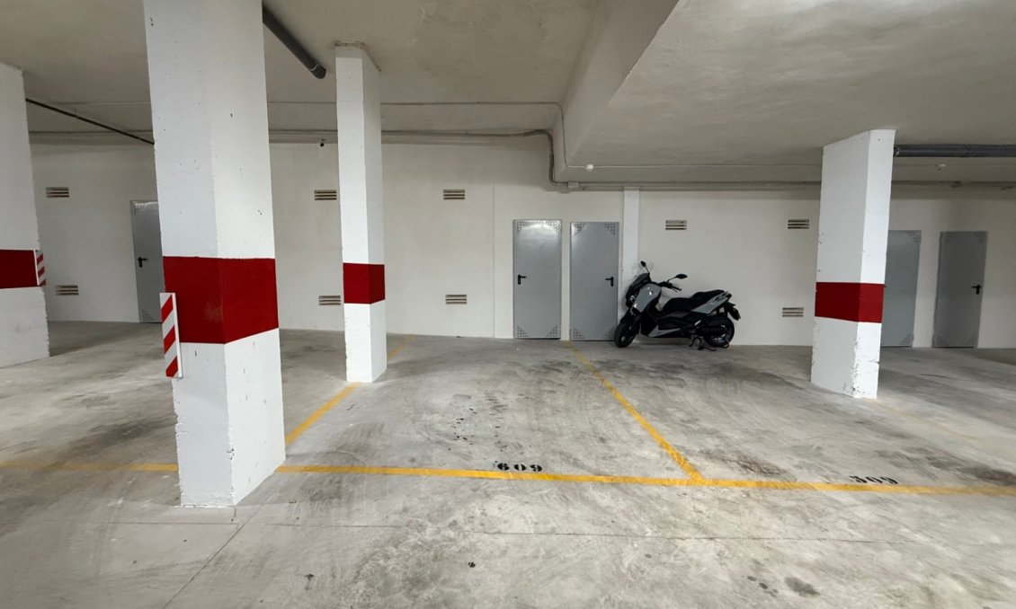 Wiederverkauf - Wohnung -
Orihuela - Inland