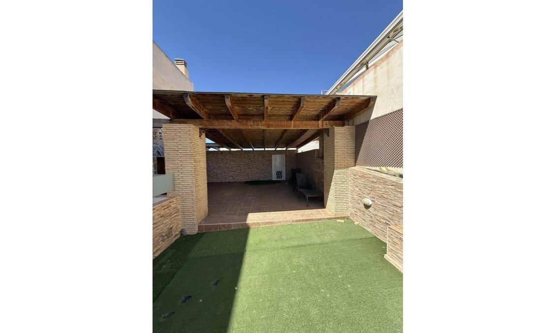 Resale - Town House -
Torrevieja