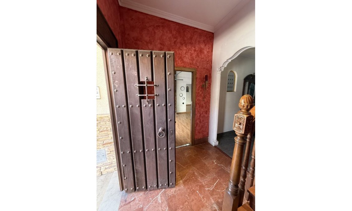 Resale - Town House -
Torrevieja