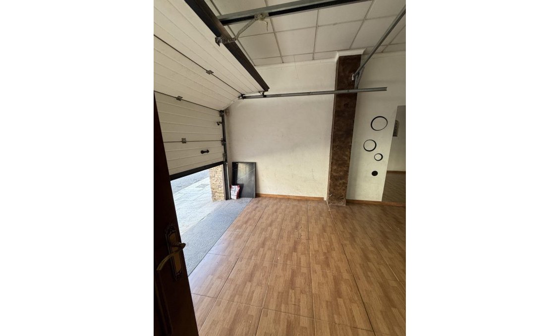 Resale - Town House -
Torrevieja