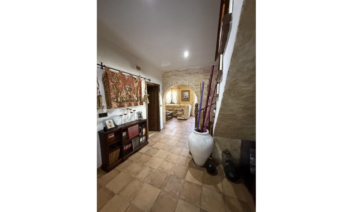 Resale - Town House -
Torrevieja