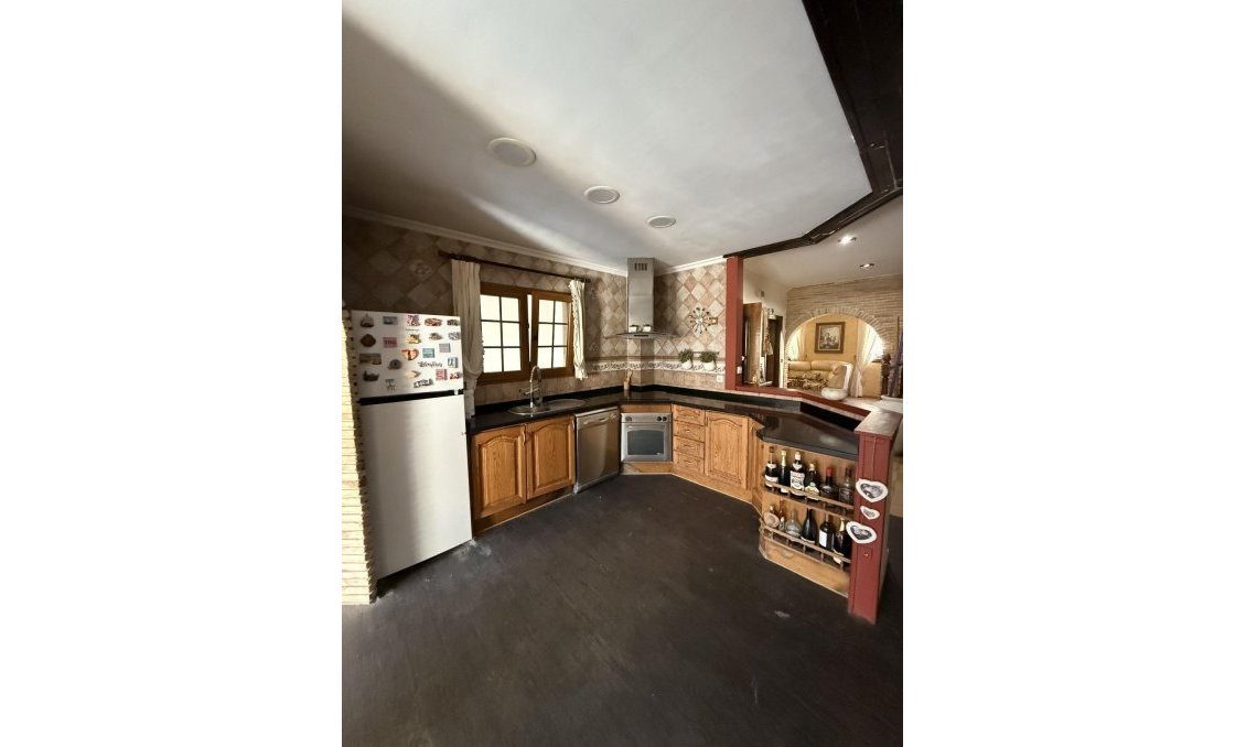 Resale - Town House -
Torrevieja