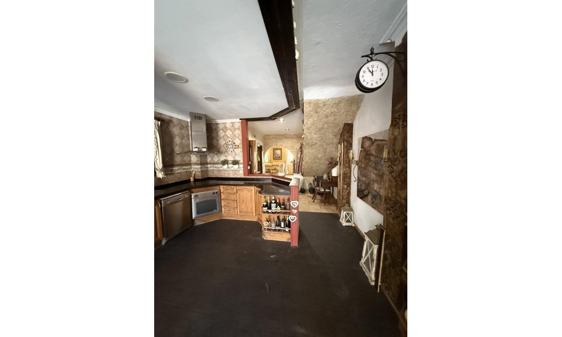 Resale - Town House -
Torrevieja