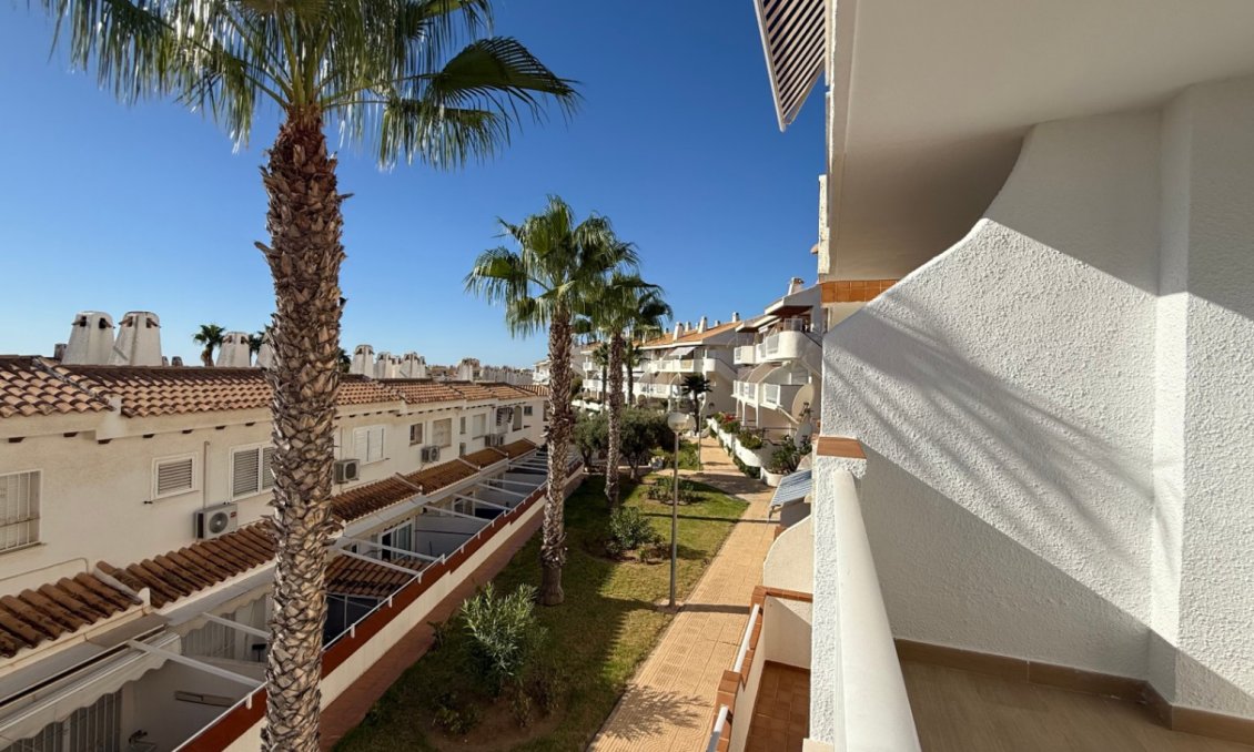 Wiederverkauf - Wohnung -
Orihuela - Inland