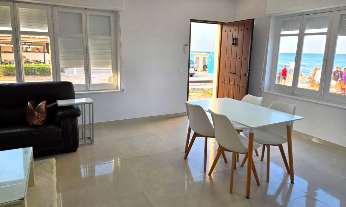 Wiederverkauf - Town House -
Torrevieja - La Mata