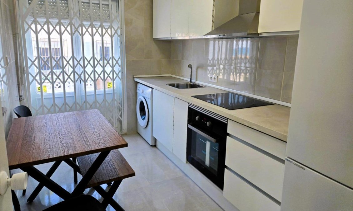 Wiederverkauf - Town House -
Torrevieja - La Mata